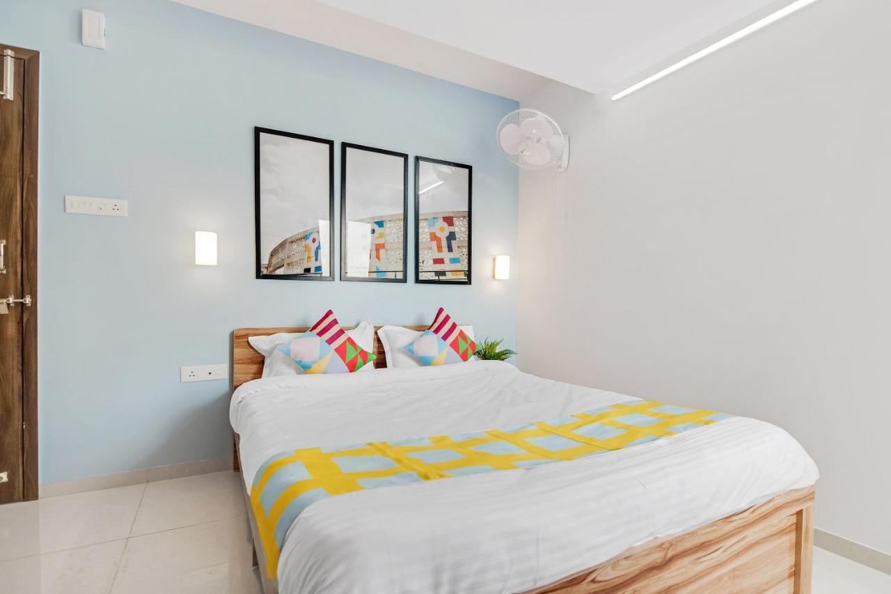 Oyo 79233 Hotel Hive Stays Kochi Exterior photo
